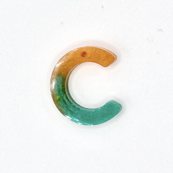 Resin Keyring Letter "C" (orange & green)
