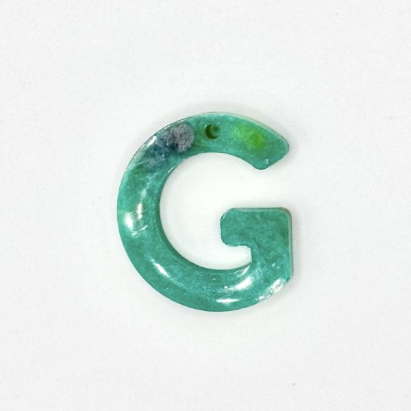 Resin Keyring Letter "G'' [green with random dots]
